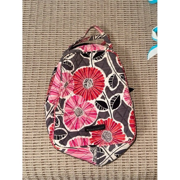 Vera Bradley lunch box - Picture 1 of 4